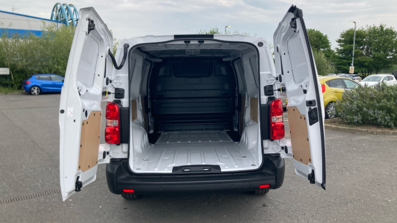 Vauxhall Vivaro L2 Diesel 2.0 Turbo D 145 Prime H1 Van